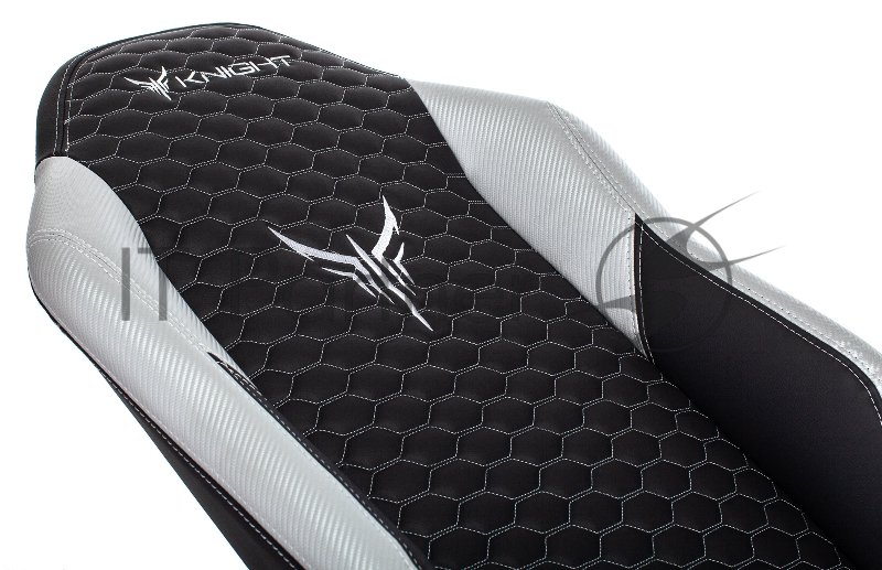 Кресло игровое Knight Neon черный/серебряный соты эко.кожа с подголов. крестовина металл