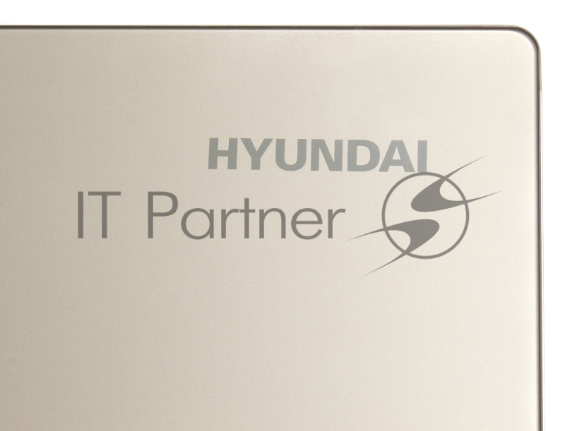 Холодильник Hyundai CS5073FV шампань (трехкамерный)