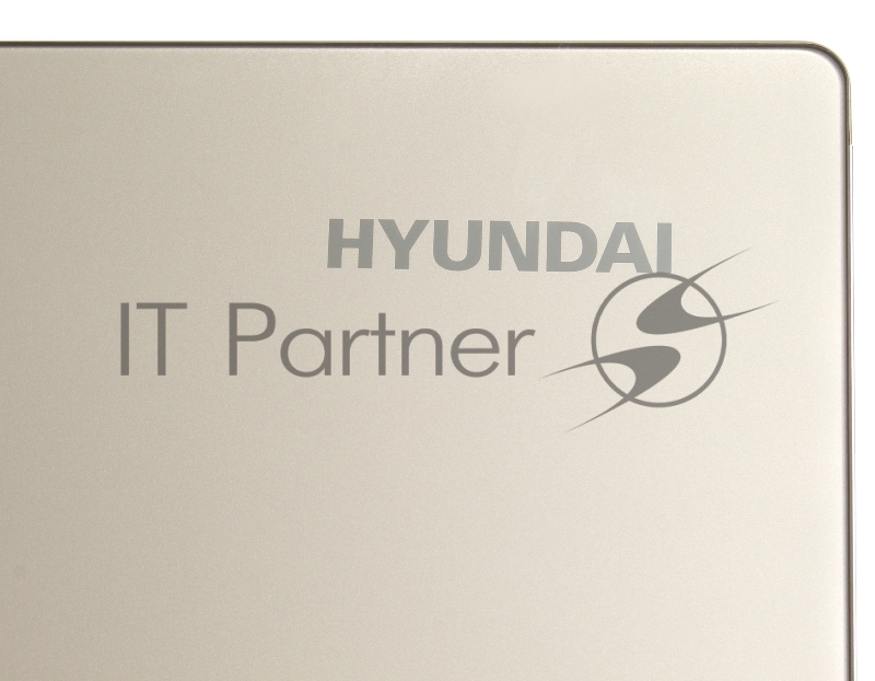 Холодильник Hyundai CS6073FV шампань стекло (трехкамерный)