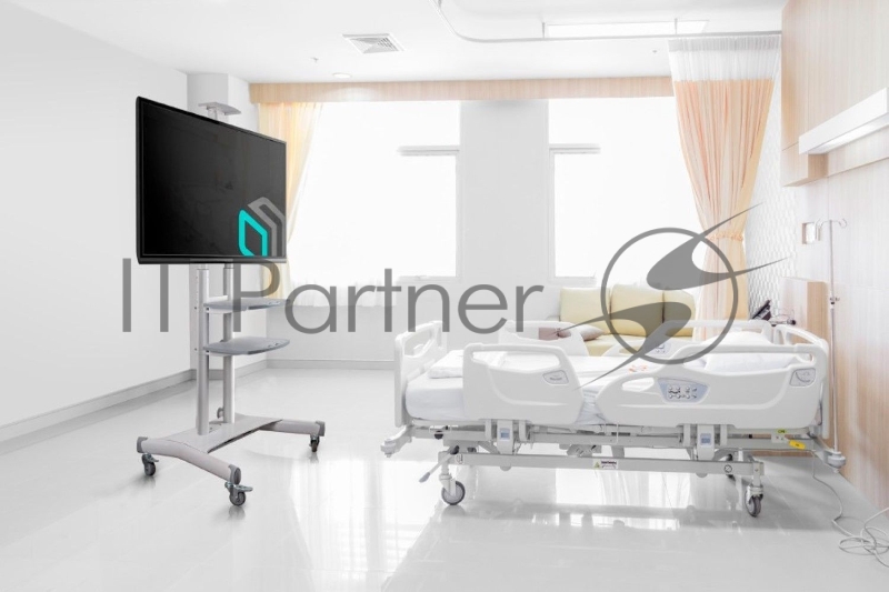 Стойка для телевизора с кронштейном ONKRON TS1881 50-86, мобильная, белая