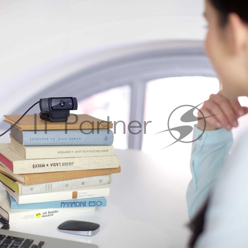 Цифровая камера 960-001055 Logitech HD Pro Webcam C920