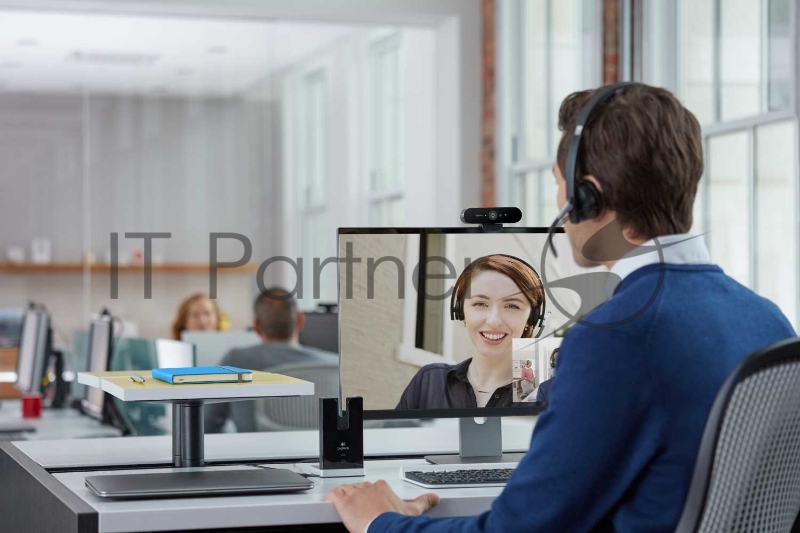 Цифровая камера Logitech Webcam BRIO