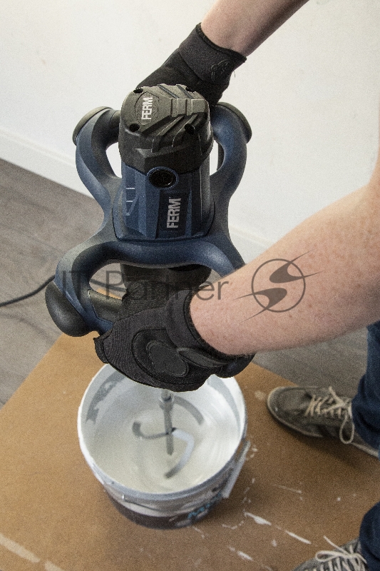 Миксер FERM PMM1010 мощность-1800W/скорость вр.-180/300 -380/650 об.мин/диаметр венчика-120мм/длинаВенчика-680 мм.Вес-7,38 мм