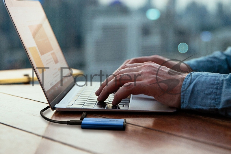 Внешний SSD накопитель ADATA 512GB SE800 Portable SSD USB 3.2 Gen2 Type-C Blue