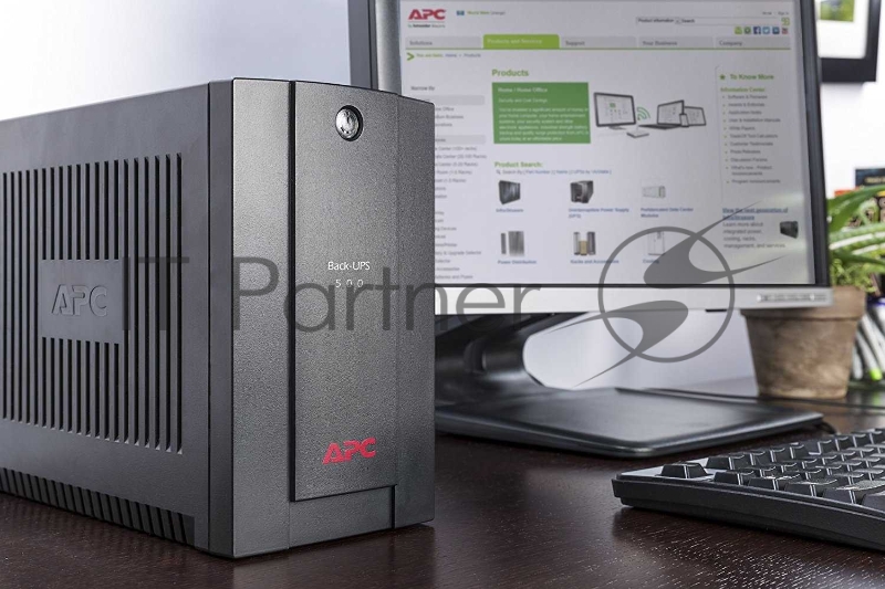 Источник бесперебойного питания APC Back-UPS BX500CI 300Вт 500ВА черный