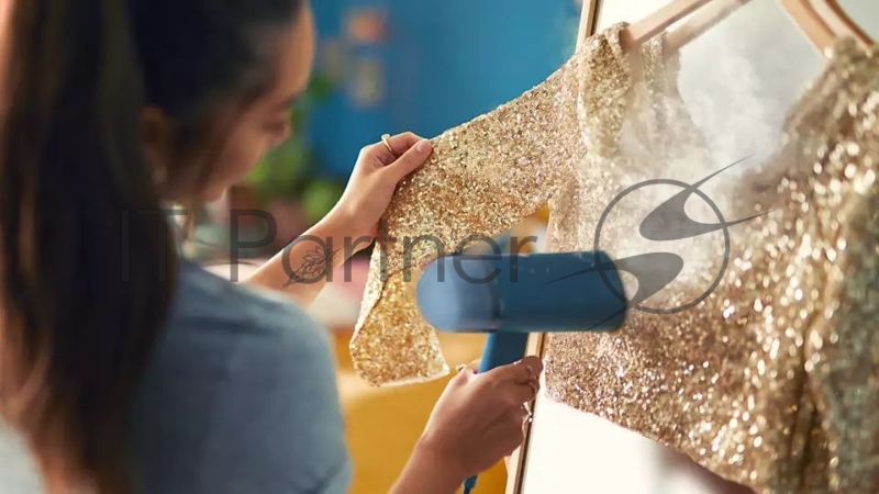 Ручной отпариватель Philips Ручной отпариватель Philips/ 1000 Вт, постоянная подача пара 20 г/мин, резервуар 70 мл, шнур 3м