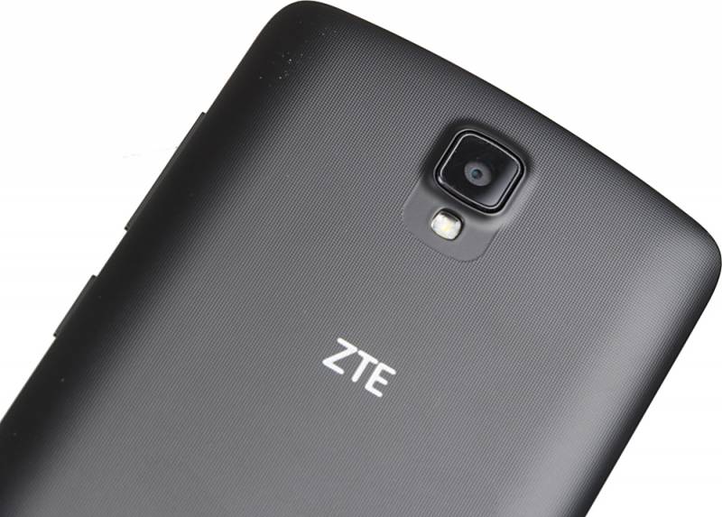 Смартфон ZTE Blade L5 Plus 8Gb Black 5 1280x720 Android 5.1 Dual Sim