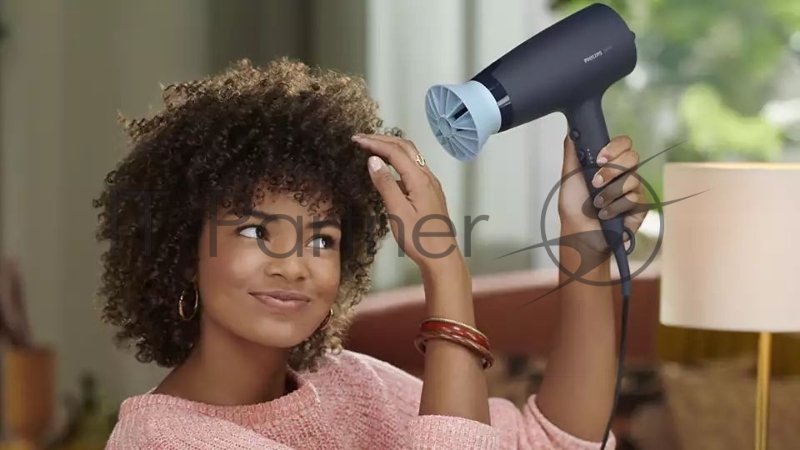 Фен Philips Фен Philips/ 2100 Вт, 6 режимов, ионизация, ThermoProtect, концентратор, диффузор, шнур 1,8 м. Цвет: синий.