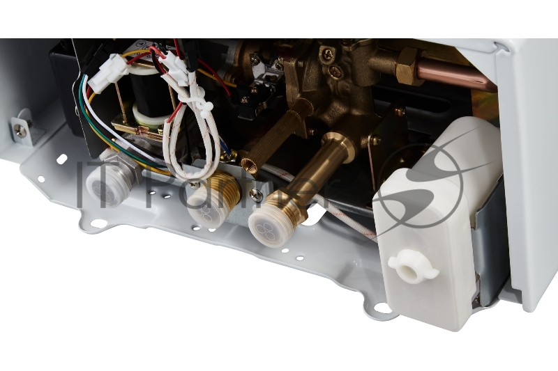 Колонка газовая Zanussi GWH 10 Fonte LPG 18500Вт 10л/мин 550х330х189мм (Модель специально разработана для работы только на сжиженном баллонном газе.)