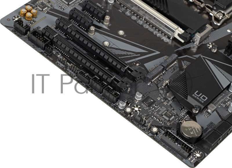 Материнская плата Gigabyte Z690 UD DDR4, Socket 1700, Intel Z690, 4xDDR4-3200, HDMI+DP, 3xPCI-Ex16, 2xPCI-Ex1, 6xSATA3(RAID 0/1/5/10), 3xM.2, 8Ch Audio, 2,5GbLan, (4+4)xUSB2.0, (5+2)xUSB3.2, (1+1)xUSB3.2 Type-C, 1xPS/2, ATX, RTL