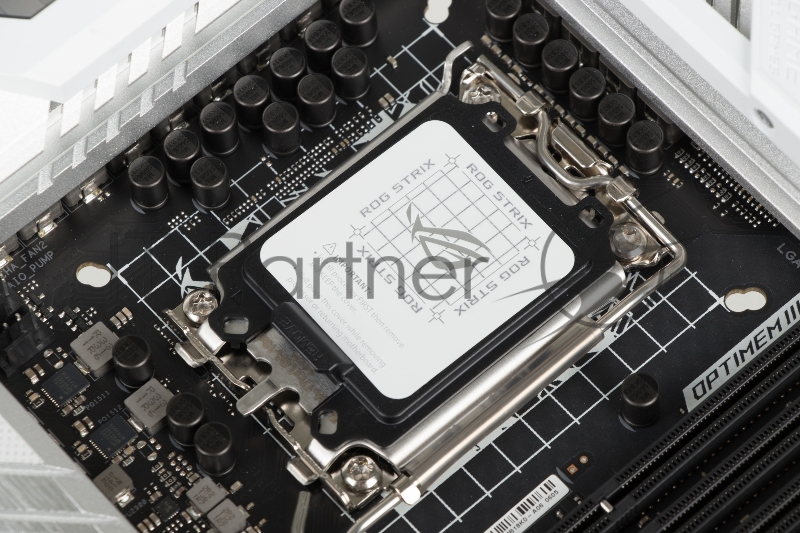 Материнская плата Asus ROG STRIX Z690-A GAMING WIFI D4 Soc-1700 Intel Z690 4xDDR4 ATX AC`97 8ch(7.1) 2.5Gg RAID+HDMI