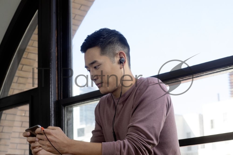 Наушники JBL Quantum 50 (накладные), черный Сопротивление 16 Ом, силиконовые вкладыши трех размеров, вес 21.5г, цвет черный