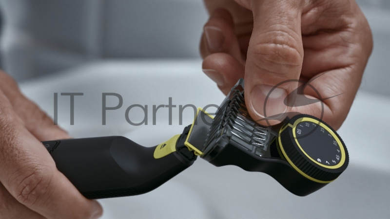 Триммер Philips OneBlade QP6530/16 черный/салатовый 5.4Вт (насадок в компл:2шт)