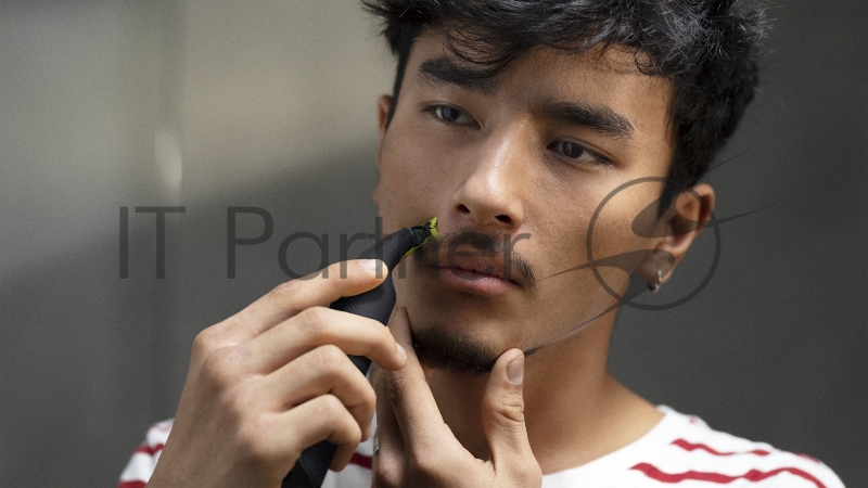 Триммер Philips OneBlade QP6530/16 черный/салатовый 5.4Вт (насадок в компл:2шт)