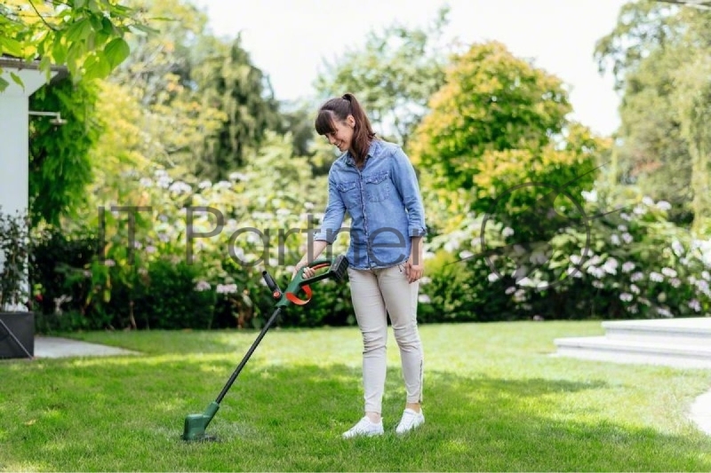 Триммер электрический Bosch EasyGrassCut 18-26 аккум. разбор.штан. реж.эл.:леска