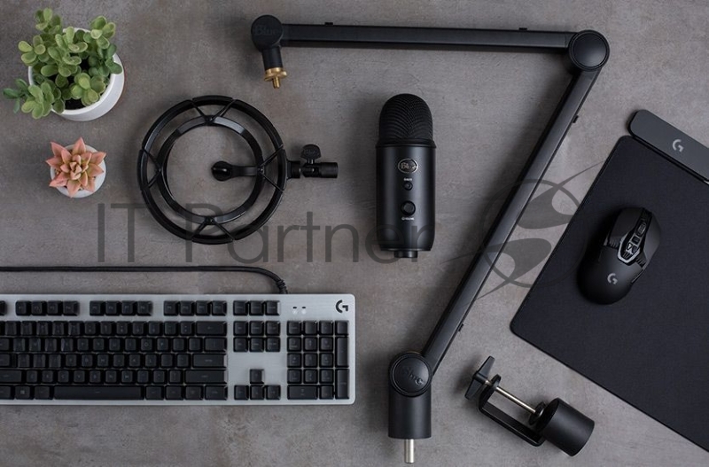 Микрофон проводной Blue Yeticaster Broadcast Bundle черный