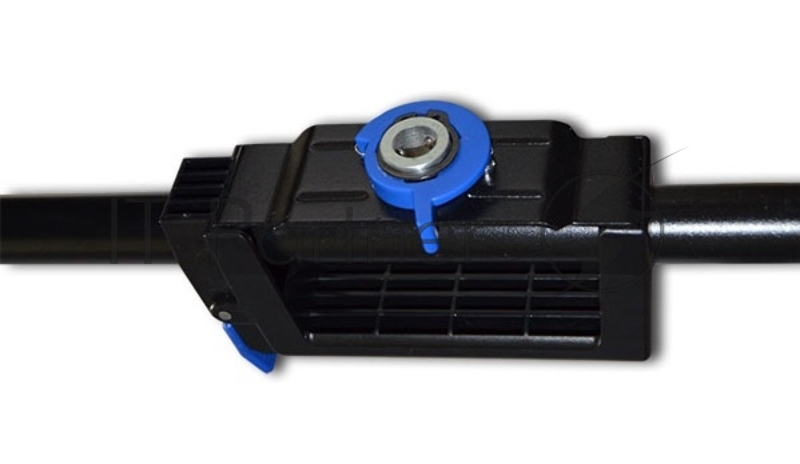 Экран на штативе CLASSIC SOLUTION Classic Crux (4:3) 251x205 (T 243x182/3 MW-S0/B)