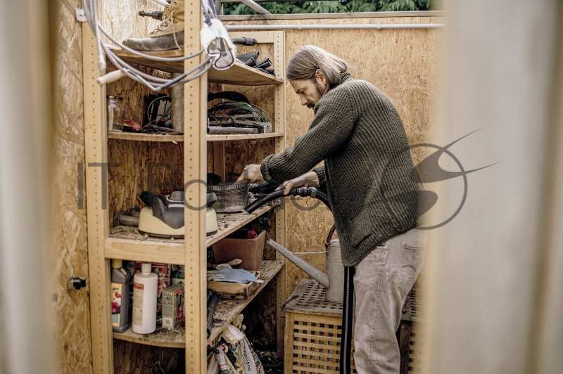 Строительный пылесос Karcher WD 6 P S V-30/6/22/T 1300Вт (уборка: сухая/сбор воды) желтый