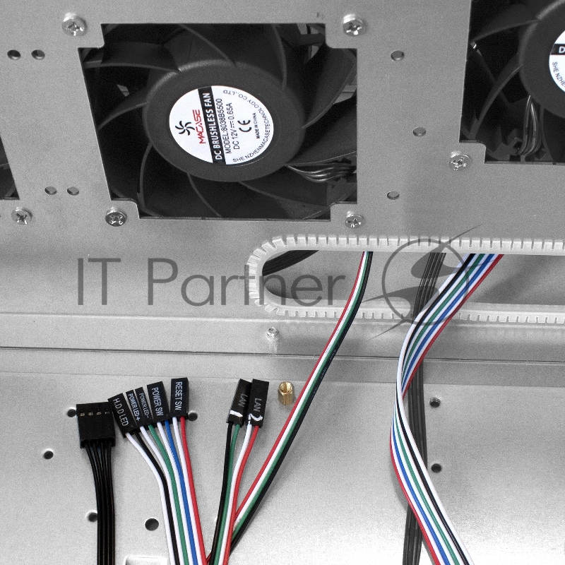 Серверный корпус ExeGate Pro EX293270RUS 4U660-HS24 <RM 19, высота 4U, глубина 660, БП 1100RADS, 24xHotSwap, USB>