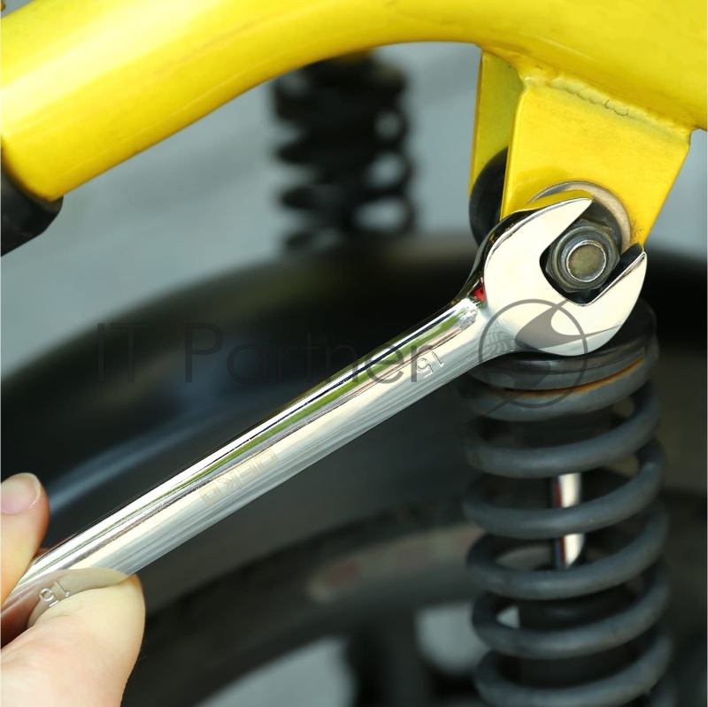 Набор инструментов Deko DKAT200 200 предметов (жесткий кейс)