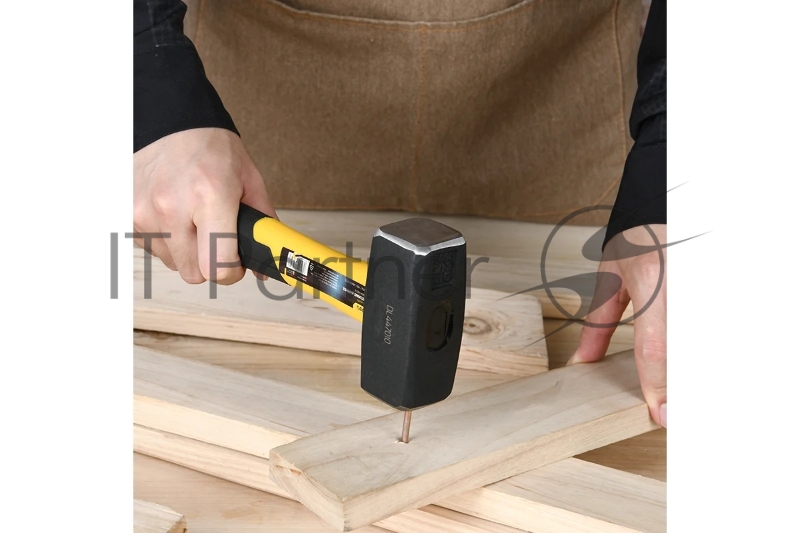 Кувалда Deli DL447010 1000 гр Фибергласовая рукоять.