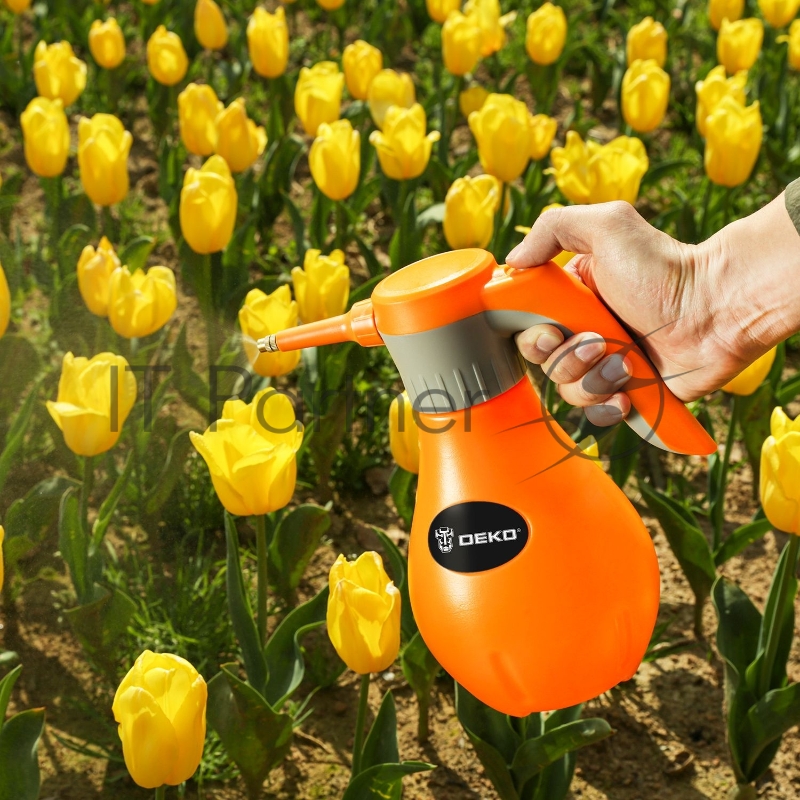 Опрыскиватель Deko DKSP14 аккум. 2л оранжевый/серый (065-0952)