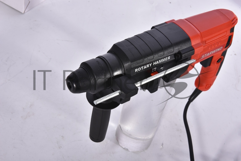 Перфоратор Starwind RHS-800 патрон:SDS-plus уд.:3Дж 800Вт (кейс в комплекте)