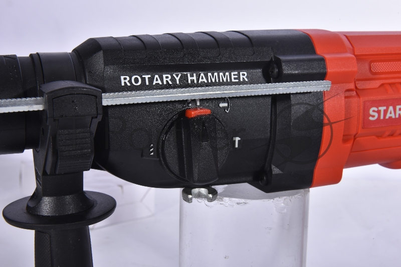 Перфоратор Starwind RHS-800 патрон:SDS-plus уд.:3Дж 800Вт (кейс в комплекте)