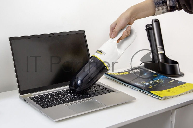 Пылесос ручной Karcher CVH 2S черный/белый