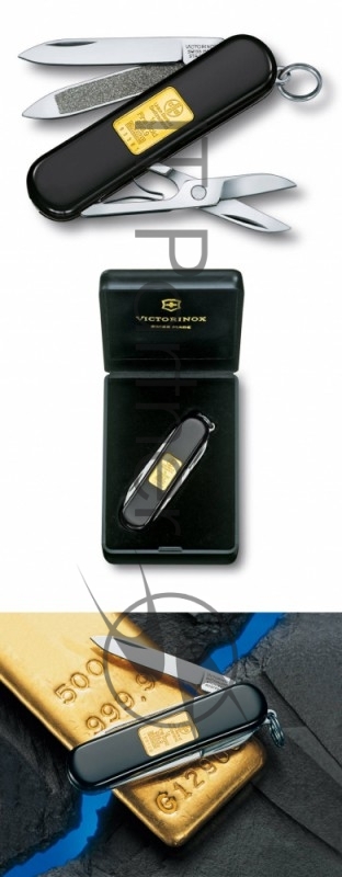 Нож перочинный Victorinox Classic 0.6203.87 с золотым слитком 1гр 58мм 7 функций черный