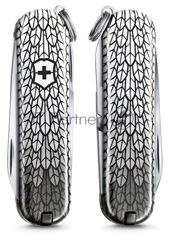 Нож перочинный Victorinox Classic LE2021 Eagle Flight (0.6223.L2102) 58мм 7функц. карт.коробка