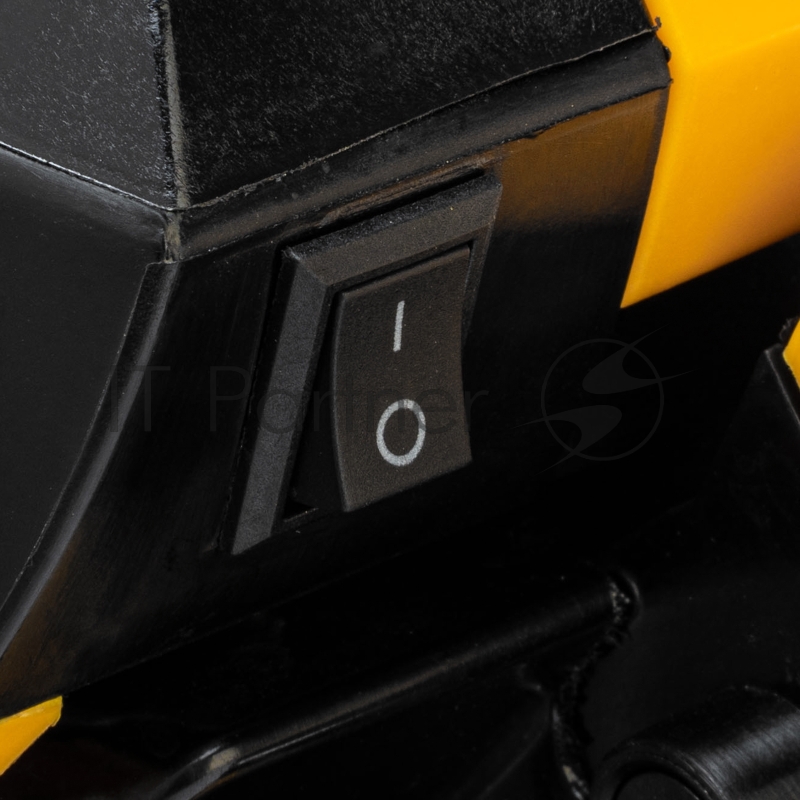 Пила цепная бензиновая DGS-4516, шина 40 см, 45см3, 3,0 л.с., шаг 3/8, паз 1,3 мм, 57 зв// Denzel