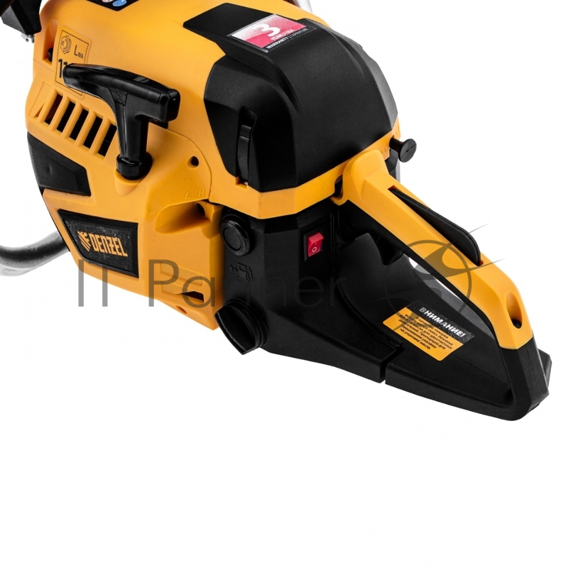 Пила цепная бензиновая DS-5218, шина 45 см, 52см3, 3 л.с., шаг 0,325, паз 1,5 мм, 72 зв// Denzel