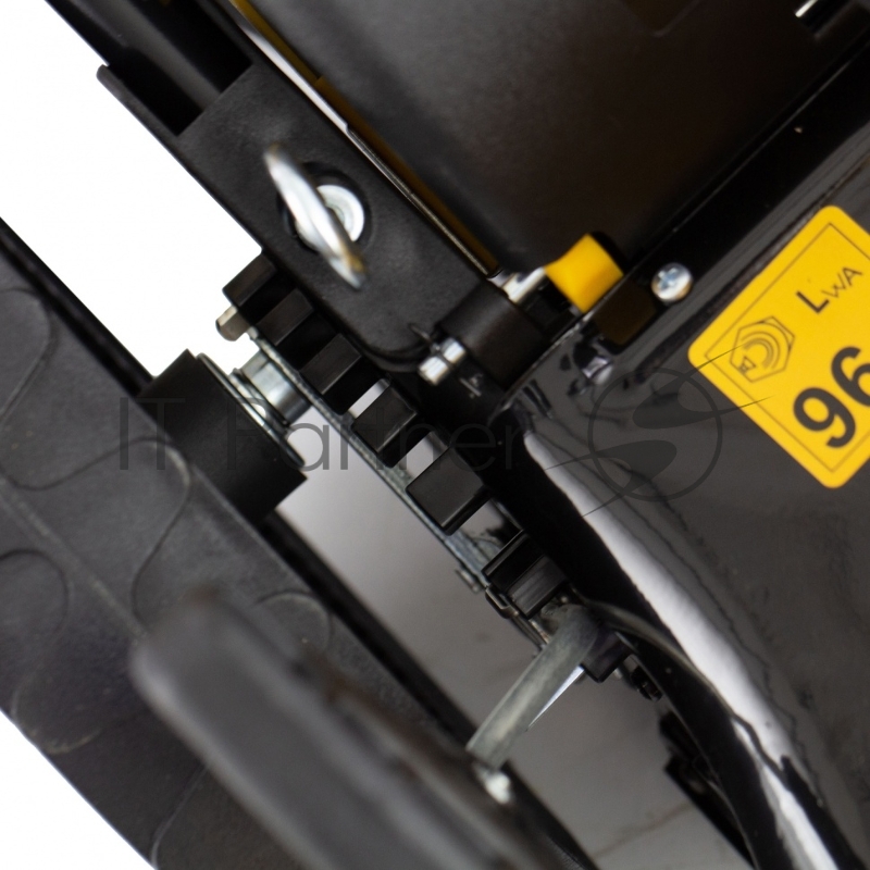 Газонокосилка аккумуляторная бесщет. RLM450-36, Li-ion, 36 В, 4 Ач, 450 мм, травосб. 40 л.// Denzel