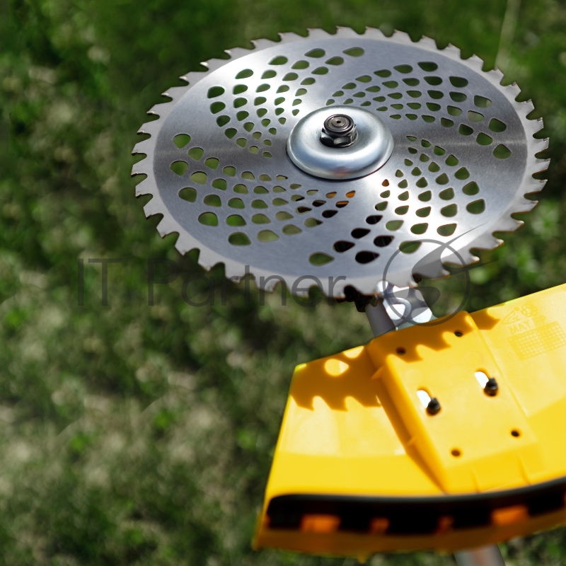 Триммер бензиновый DGT-520, 52см3, 3 л.с., неразъемная штанга, состоит из 2 частей// Denzel