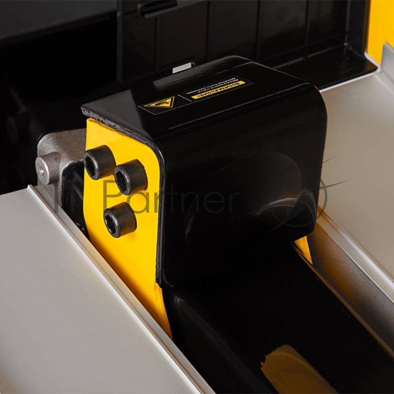 Дровокол электрический ELS7T-52, 2300 Вт, сила раскола 7т, макс. размеры полена D250х520 мм// Denzel