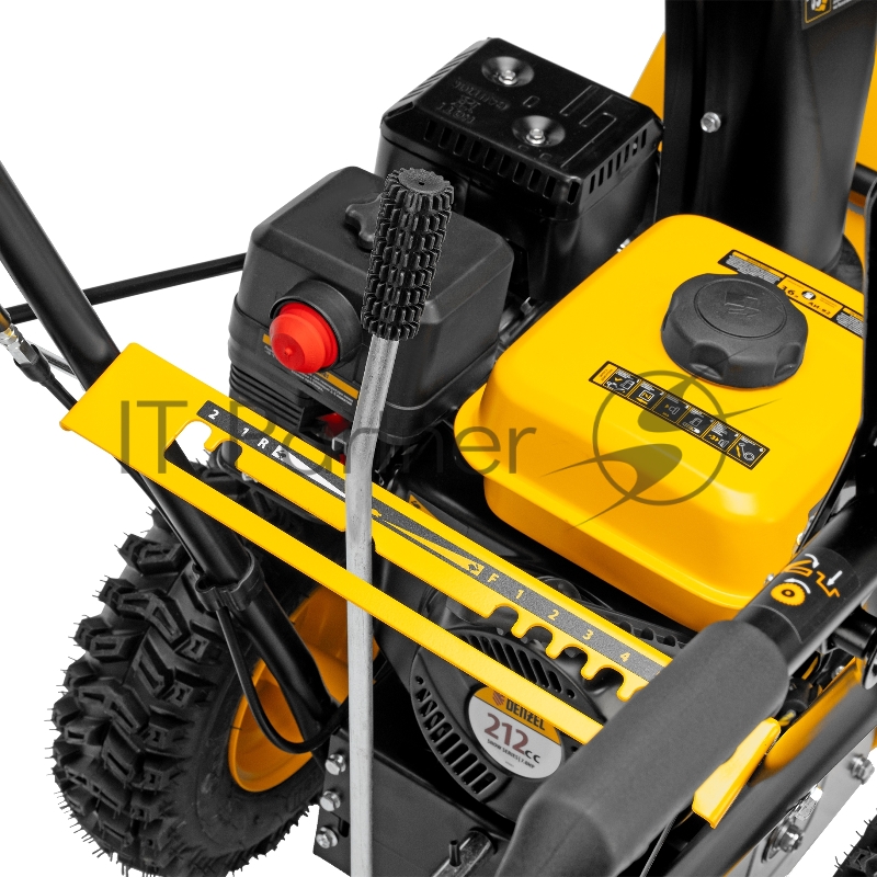 Бензиновая снегоуборочная машина SB 560, 212cc, ручной старт// Denzel