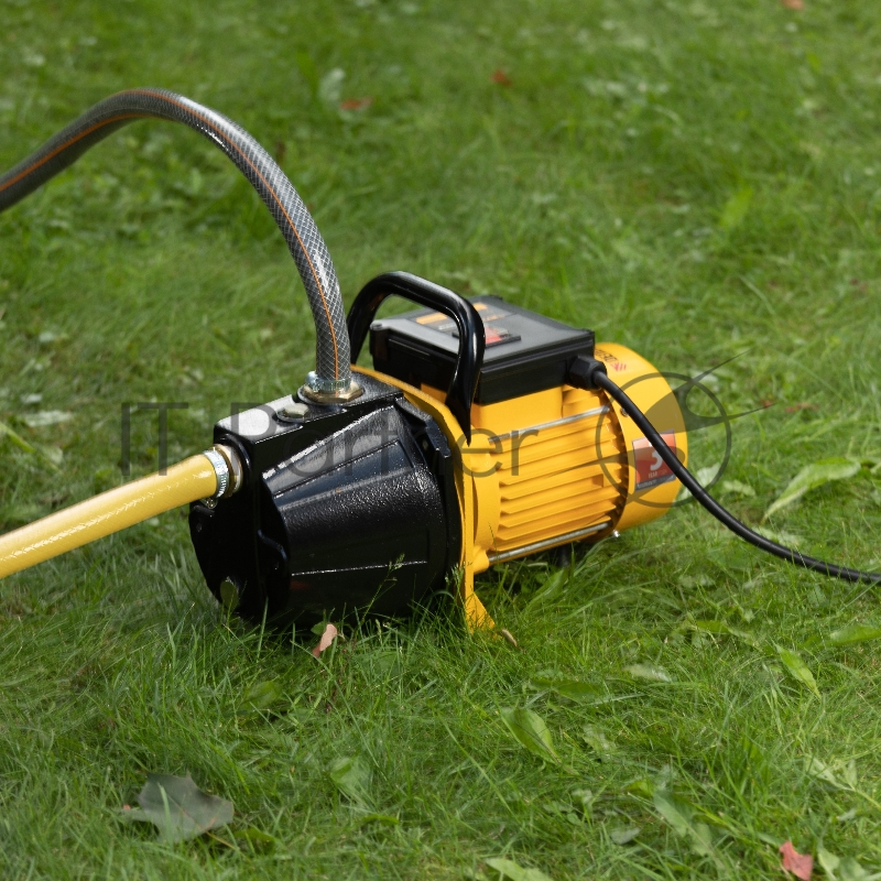 Садовый поверхностный насос GP1100C, 1100 Вт, 4500 л/ч, подъем 46 м, чугун// Denzel