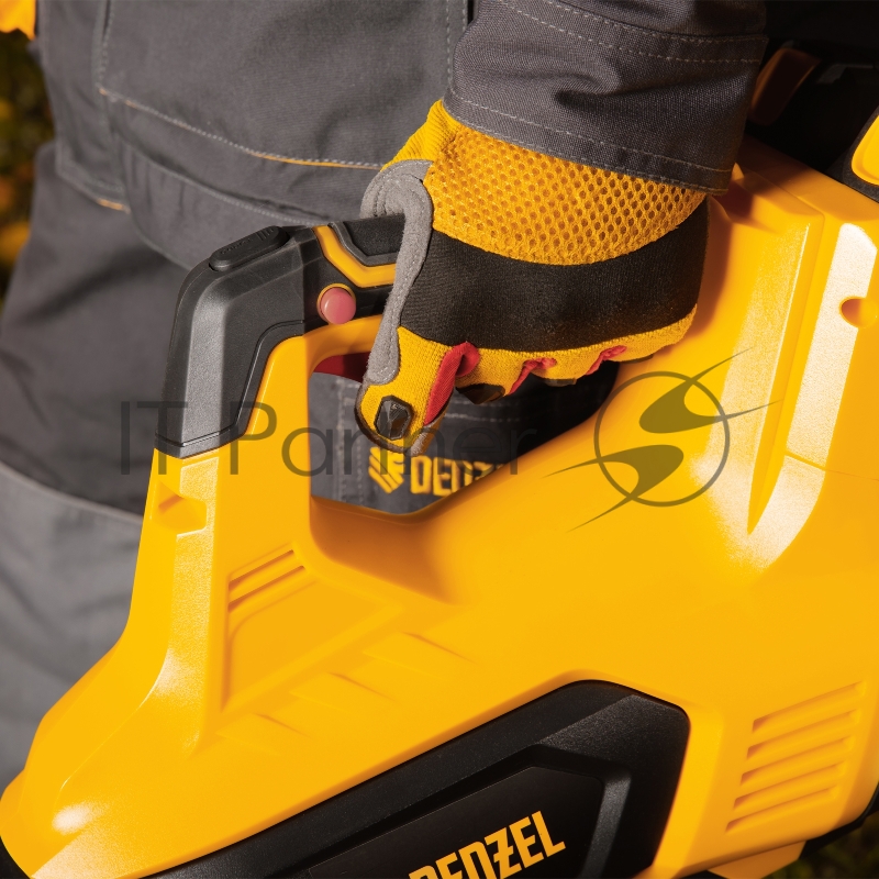 Воздуходувка аккумуляторная RB180-36, Li-ion, 36 В, 4 Ач, 180 км/ч, 820 м3/ч// Denzel