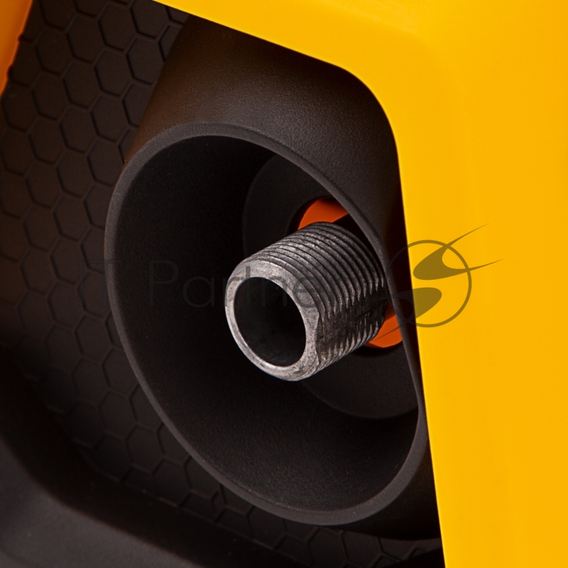 Моечная машина высокого давления R-180i, 2400 Вт, 180 бар, 7,5 л/мин, асинх. двиг.// Denzel