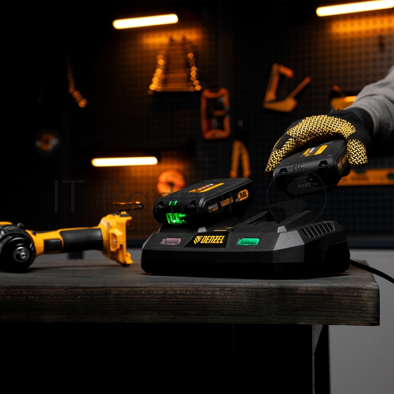 Устройство зарядное для аккумуляторов IBC-18-3.0-2, Li-Ion, 18В, 3,0 А, для двух батарей // Denzel