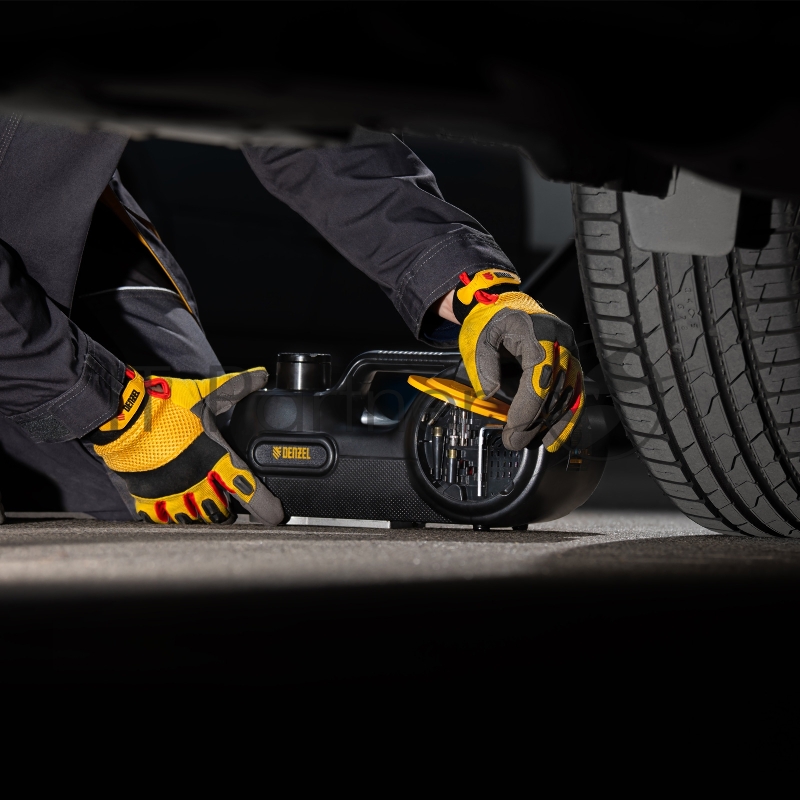 Домкрат электрогидравлический «3 в 1» (1,5 т), 12В, с гайковертом электрическим, в наборе// Denzel