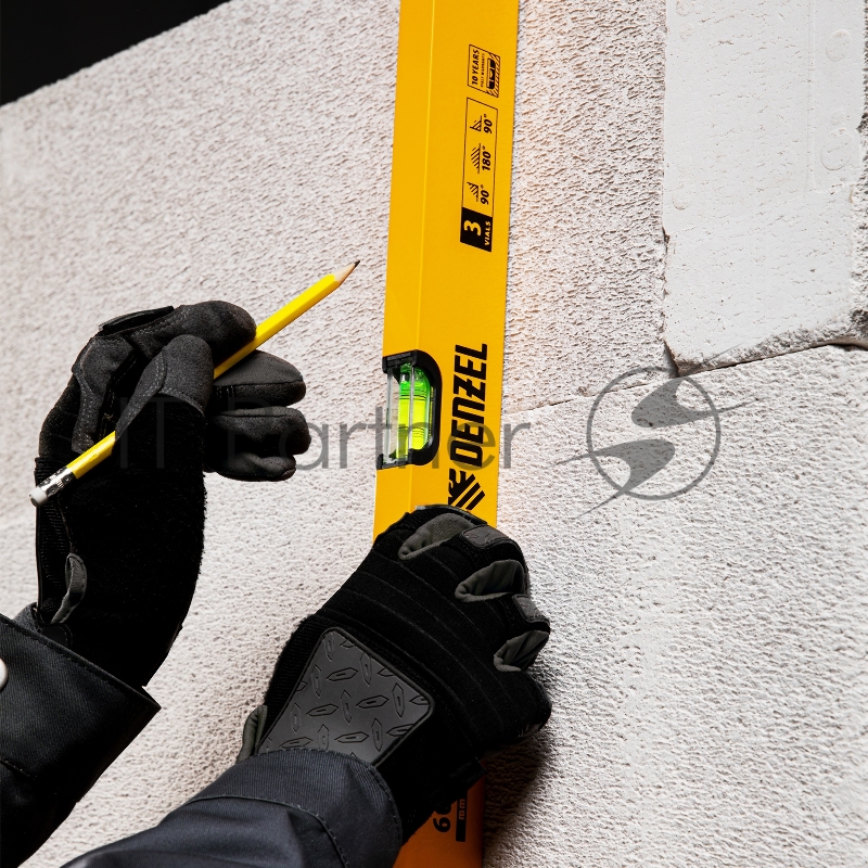 Уровень алюминиевый, 600 мм, фрезерованный, 3 глазка// Denzel