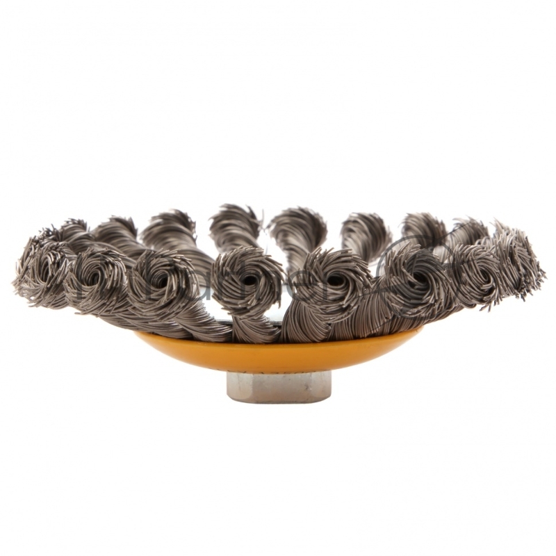 Щетка для УШМ, 125 мм, М14, Тарелка, крученая нержавеющая проволока 0,5 мм// Denzel