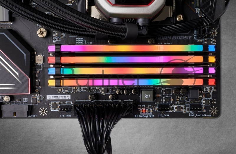 Память DDR4 4x8Gb 3200MHz Corsair CMW32GX4M4C3200C16 Vengeance RGB Pro RTL Gaming PC4-25600 CL16 DIMM 288-pin 1.35В