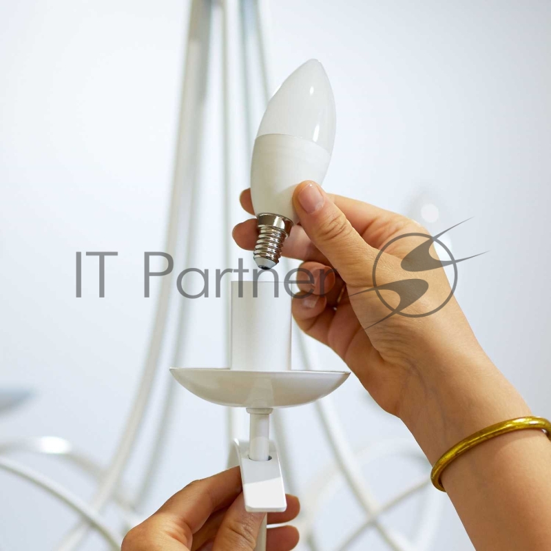 Лампа светодиодная WiZ Wi-Fi BLE 40W C37E14927DIM1PF/6