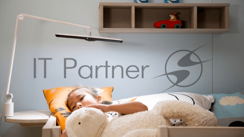 Настольная лампа Yeelight LED Light-sensitive desk lamp V1 Pro (Clamping version)