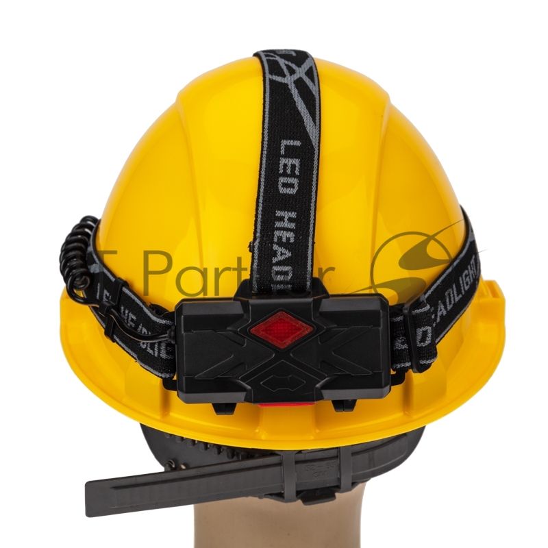 Фонарь NEW AGE сверхмощный, регулируемый фокус ZOOM REXANT 10 Вт + ближний свет 10 Вт 2х18650, 7000 мАч, 5 часов работы, 1000 Лм/1500 Лм, USB-кабель