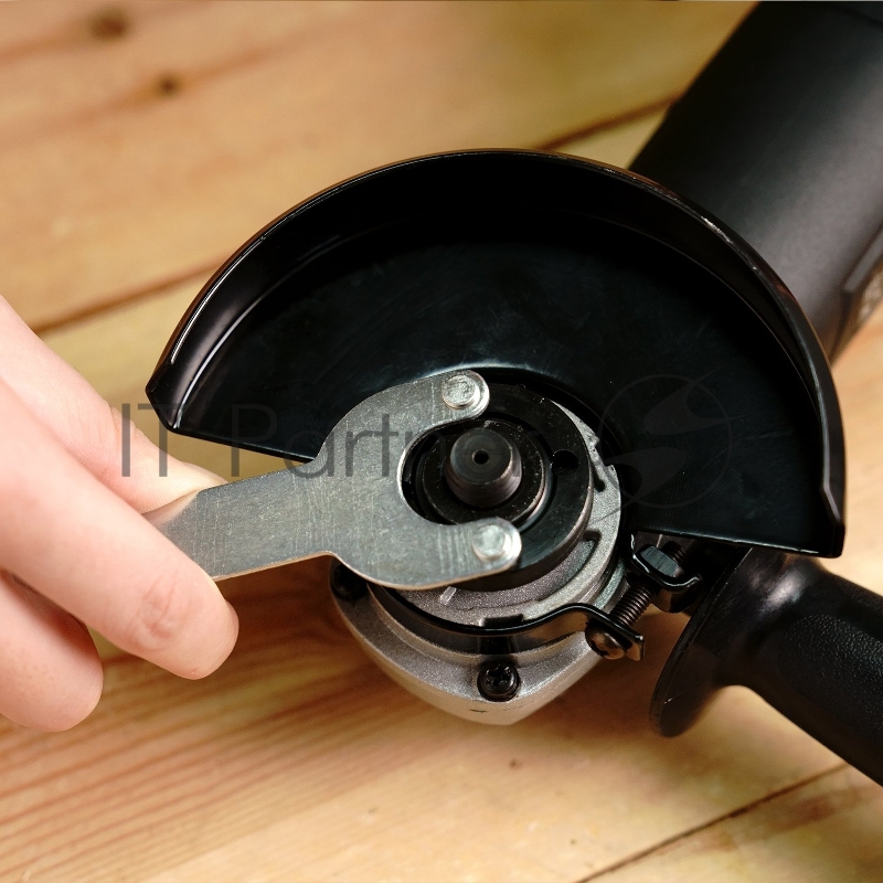 Углошлифовальная машина Deko DKAG1150 1150Вт 12000об/мин рез.шпин.:M14 d=125мм