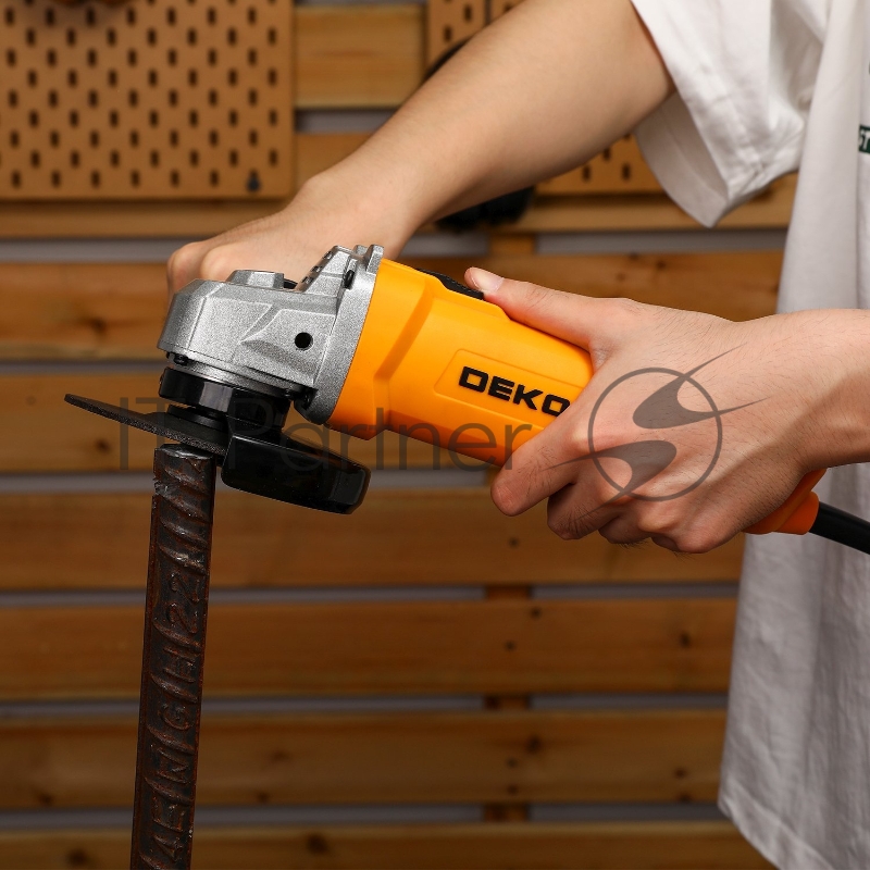 Углошлифовальная машина Deko DKAG1250 1250Вт 11000об/мин рез.шпин.:M14 d=125мм